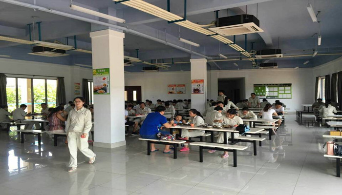 1596527406160846.jpg 39f23204-ac3b-4dab-8ae8-204da4534b7d.jpg